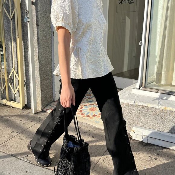 Superdown Jayda Lace Up Jeans in Washed Black Size 24 High Rise Flare - Picture 4 of 5